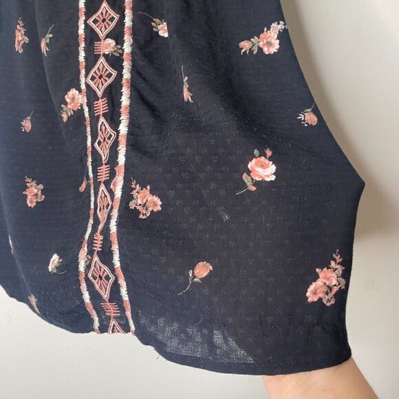 Lovestitch Black Pink White Floral Aztec Front Tie Side Ruffle Sleeveless Top SM - Picture 6 of 11